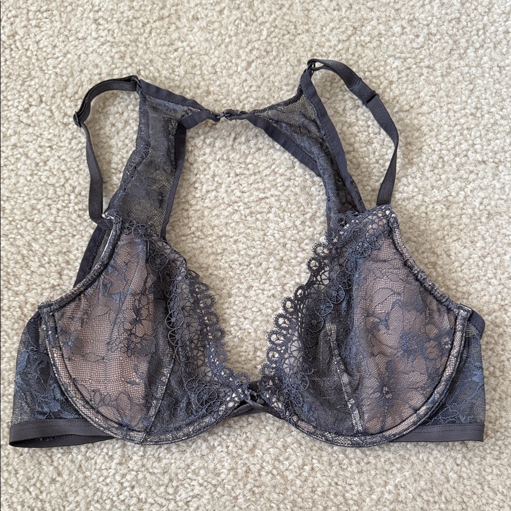 Victoria’s Secret Lace Underwire Bra - Gray